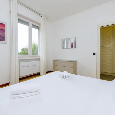 Martina Apartman Moniga del Garda