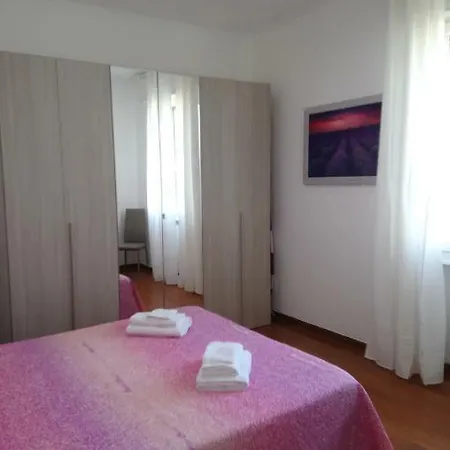 Martina Apartment Moniga del Garda